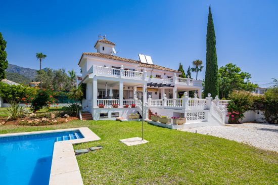 Изображение Chalet in El Mirador, Marbella