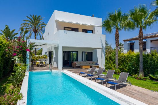  Зображення Villa in Marbella Este 