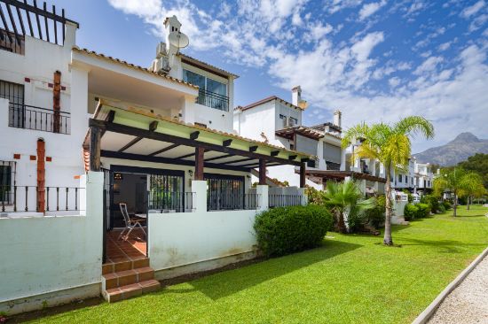 Imagem de Semi Detached House in Los Naranjos, Nueva Andalucia