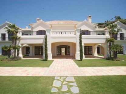 Mansion in La Zagaleta, Benahavis resmi