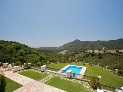 Mansion in La Zagaleta, Benahavis resmi