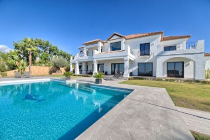 Villa in Los Flamingos, Benahavis resmi