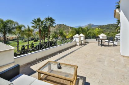 Villa in Los Arqueros, Benahavis resmi