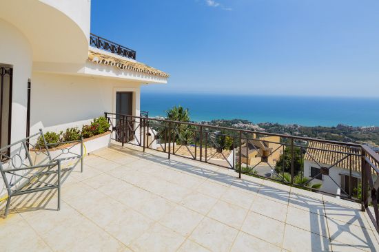  Зображення Villa in Benalmadena Pueblo, Benalmadena 