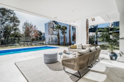 Villa in Estepona East, Estepona resmi