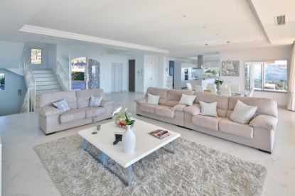 Villa in Los Flamingos Golf, Benahavis resmi