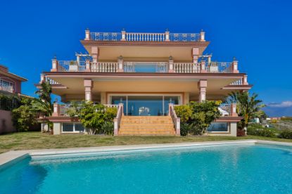 Villa in Los Flamingos Golf, Benahavis resmi