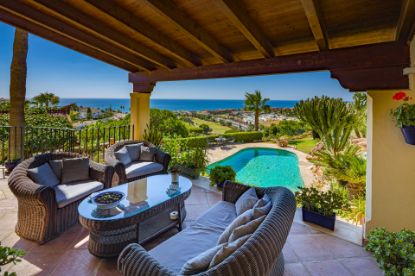 Villa in La Duquesa Golf, Manilva resmi