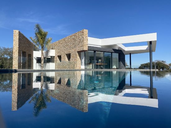 Imagem de Villa in San Roque Club, San Roque